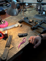 Load image into Gallery viewer, KravaCut x HUDO
