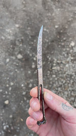 Завантажте та відтворіть відео в засобі перегляду галереї, Кісточка червона
