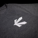 Завантажте зображення в засіб перегляду галереї, Футболка з світловідбиваючим логотипом Krava Cut x Wander dossier
